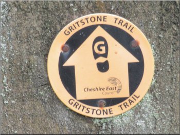 Way mark sign for the Gritstone Trail route
